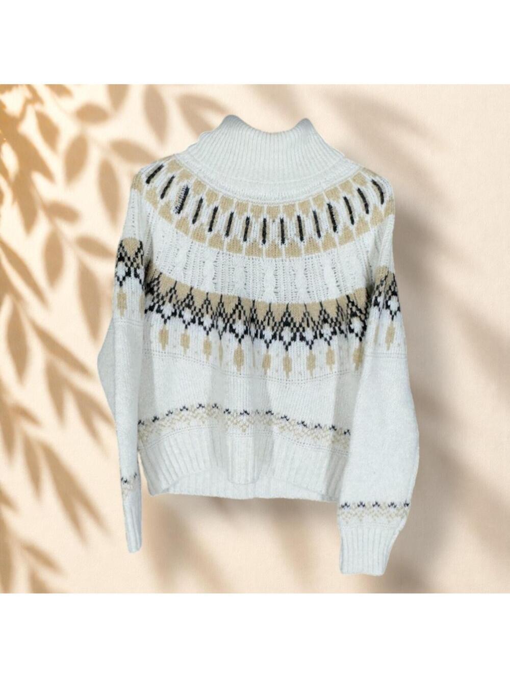 Old Navy Sweater Pullover Women M Medium White Striped Knit Turtleneck Soft Cozy